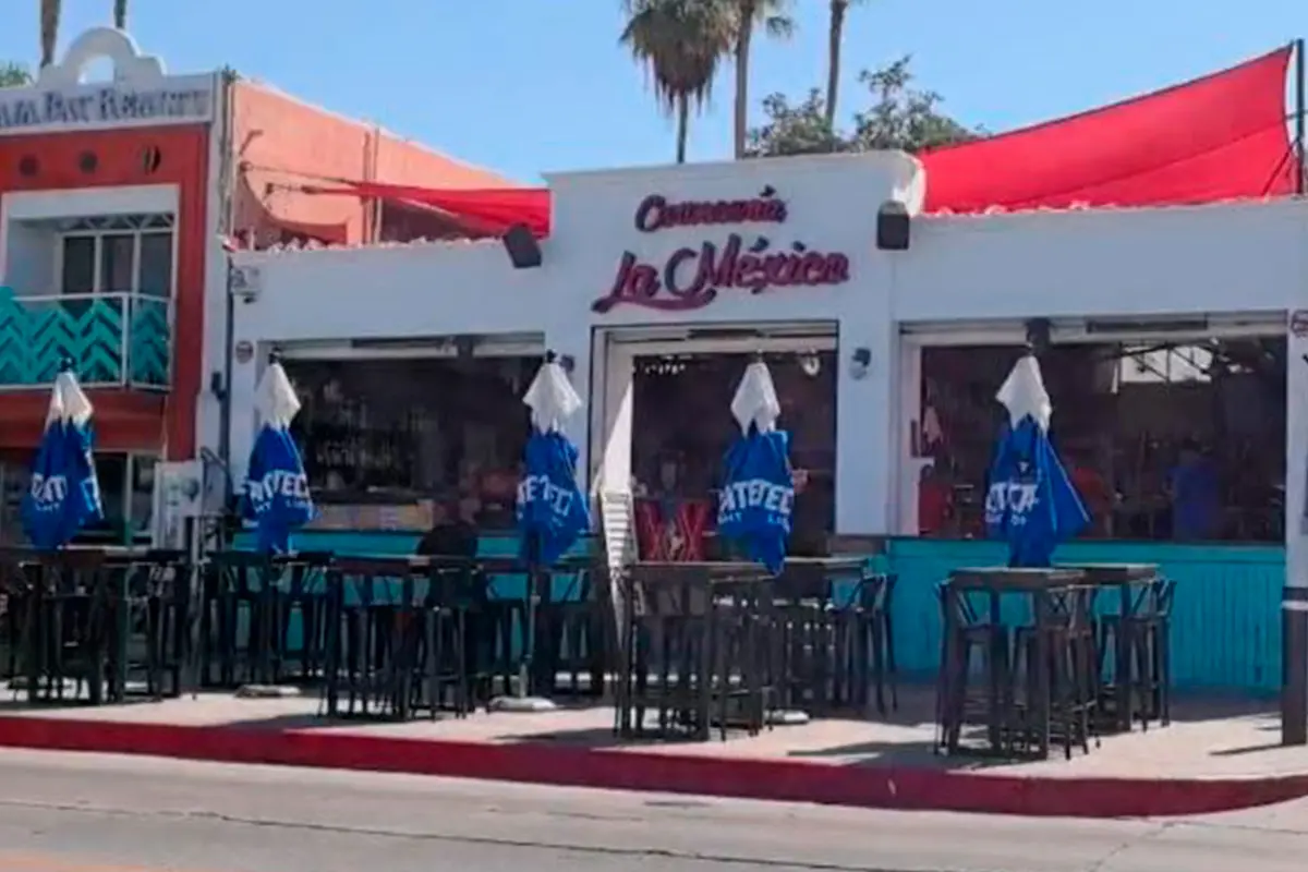 El accidente que dejó personas lesionadas en una restaurante del malecón de La Paz, obliga a las autoridades a más medidas de seguridad para prevenir futuros incidentes. Foto: Rocío Casas.