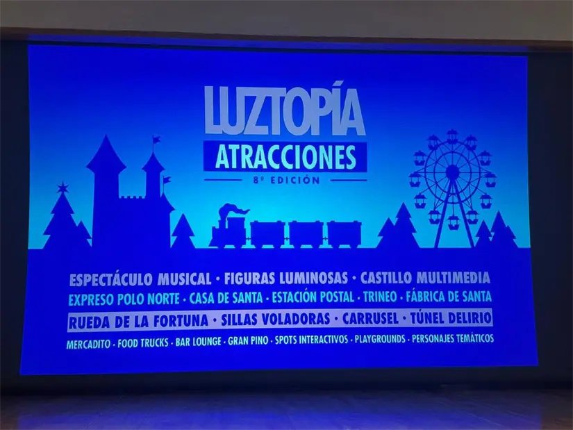 imagen recuadro Luztopía 2025 llena de magia y luz Parque Fundidora con el emocionante tema del Expreso Polo Norte y su atracción única. Foto: Luztopía
