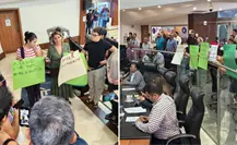 En vivo | Ciudadanos protestan en el Congreso de Baja California Sur por reforma urbana En vivo | Ciudadanos protestan en el Congreso de Baja California Sur por reforma urbana