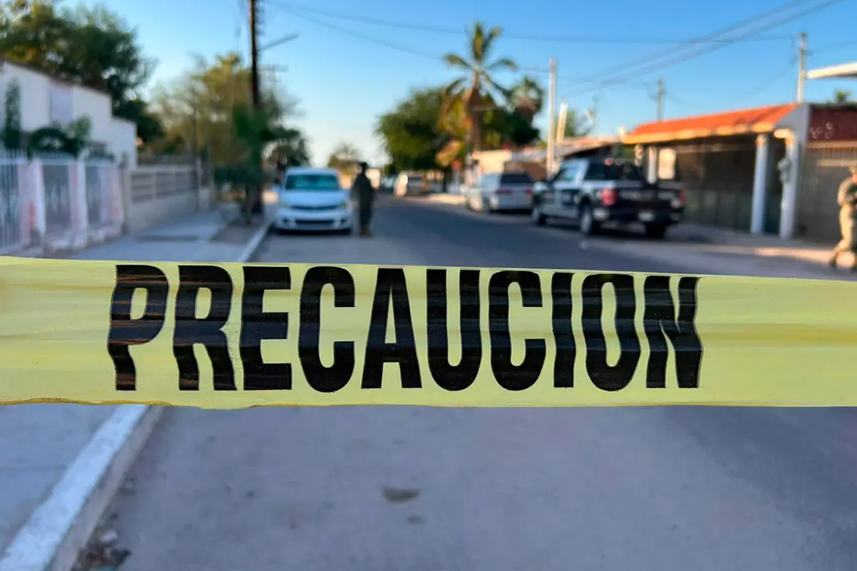 Esta tarde regresó la alarma a La Paz, por una balacera que creó una fuerte movilización en el Barrio El Manglito. Foto: Ivette Pérez.