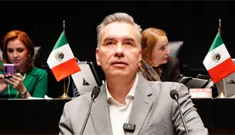 Senador Waldo Fernández apoya a afectados por aseguradoras en Monterrey