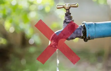 A&D trabaja en tubería rota ¿a qué hora regresa el servicio en esta colonia de Monterrey?