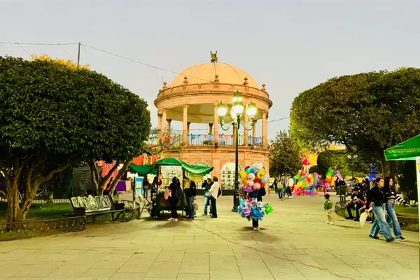 Aumenta el comercio informal en el Centro Histórico de Durango durante el Buen Fin