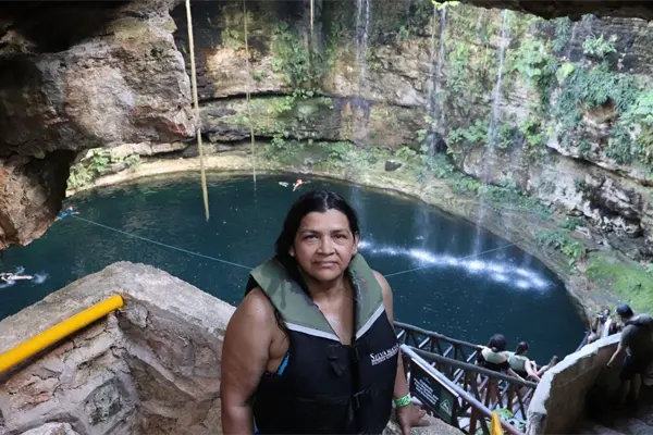 ¿Bañarse en un cenote realmente relaja el cuerpo y la mente? Te contamos sus beneficios