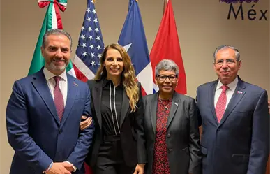 Adrián de la Garza refuerza lazos en Dallas, Texas, durante gira de trabajo