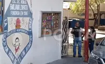 VIDEO I Estudiante armado amenaza a maestra en secundaria de la colonia Tierra y Libertad de Monterrey VIDEO I Estudiante armado amenaza a maestra en secundaria de la colonia Tierra y Libertad de Monterrey