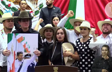 Así fue el discurso de Grecia Quiroz durante su toma de protesta como alcaldesa sustituta de Uruapan, Michoacán
