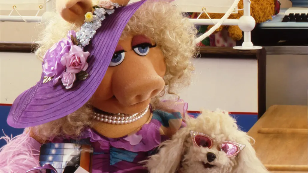 ¡Miss Piggy conquista Hollywood! Jennifer Lawrence y Emma Stone producirán su película