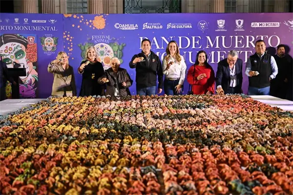 Pan de Muerto Monumental en Saltillo: Así se vivió la gran degustación familiar Pan de Muerto Monumental en Saltillo: Así se vivió la gran degustación familiar