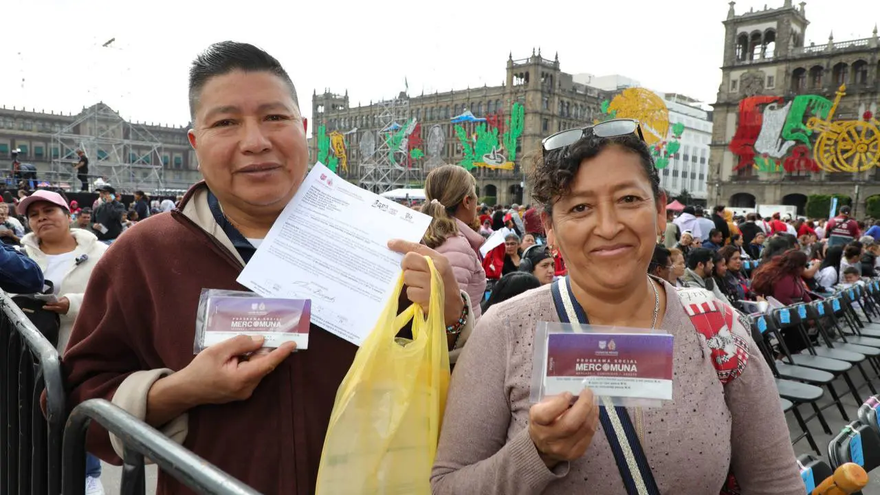 Beneficiarios del apoyo económico. Foto: X @guerrerochipres