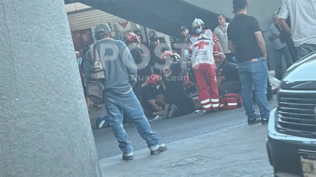 Hombre se lanza desde la estación Cuauhtémoc del Metro en Monterrey