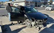 Motociclista muere en Saltillo tras ser embestido por auto; era menor de edad