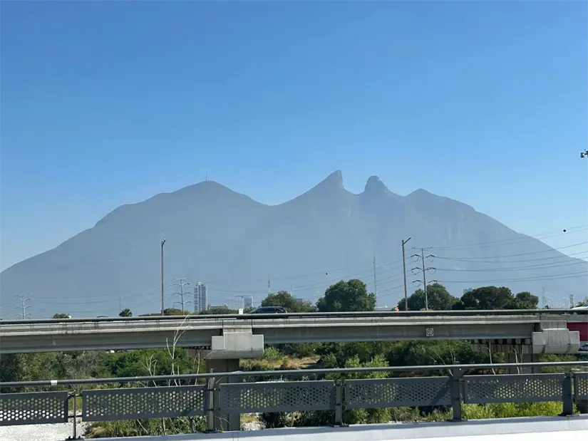 imagen recuadro El Cerro de la Silla se erige como un símbolo vital para los habitantes de Monterrey y su legado histórico. Foto: Diego Ovalle