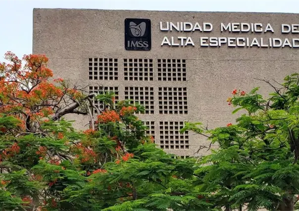 Realizan primera cirugía cerebral en Yucatán; paciente permanece despierto durante la operación