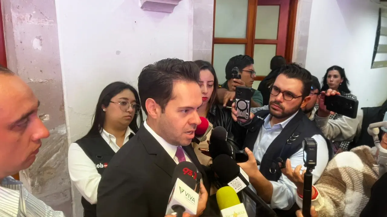 Alejandro Mojica, diputado del PAN, habla sobre los recortes al PEF 2026. | Foto: Alejandro Ávila.
