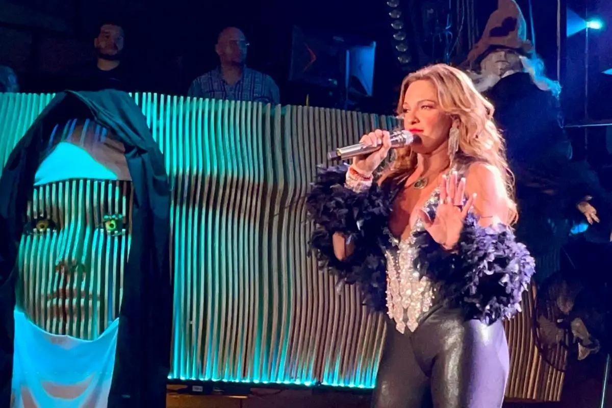 Mariana Seoane deja a una lado las Cumbias guapachosas para probar suerte en un género musical que está de moda. (Luis Ortega / POSTA ENTRETENIMIENTO)