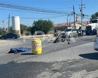 Motociclista pierde la vida tras chocar contra camión en Zuazua, Nuevo León
