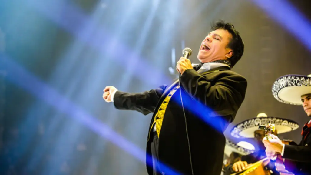 Juan Gabriel revive en Netflix: "Debo, Puedo y Quiero" arrasa con 7.4 millones de horas en 5 días
