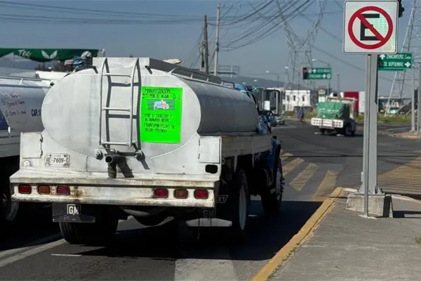 Restaurantes en Ocoyoacac afectados por operativo Caudal buscan cómo abastecerse de agua Restaurantes en Ocoyoacac afectados por operativo Caudal buscan cómo abastecerse de agua