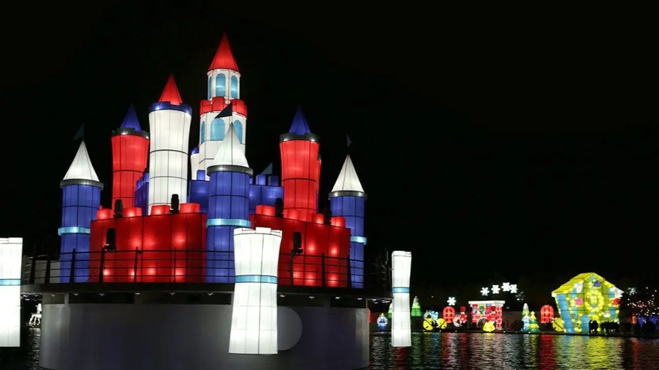 Castillo en Luztopía en su edición del 2021. Foto: Instagram Luztopía
