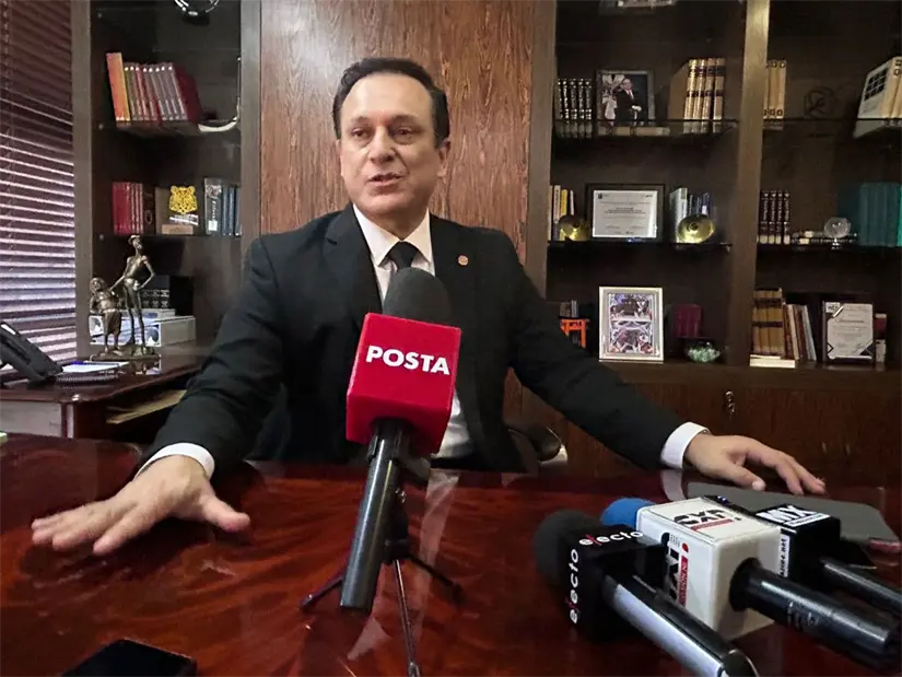 imagen recuadro El director de la FFyL, el Dr. Francisco Javier Treviño Rodríguez destacó el firme compromiso de la facultad con la excelencia educativa. Foto: Rosy Sandoval