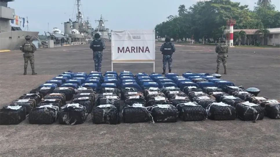Semar decomisa más de dos toneladas de cocaína en costas de Michoacán en operación marítima