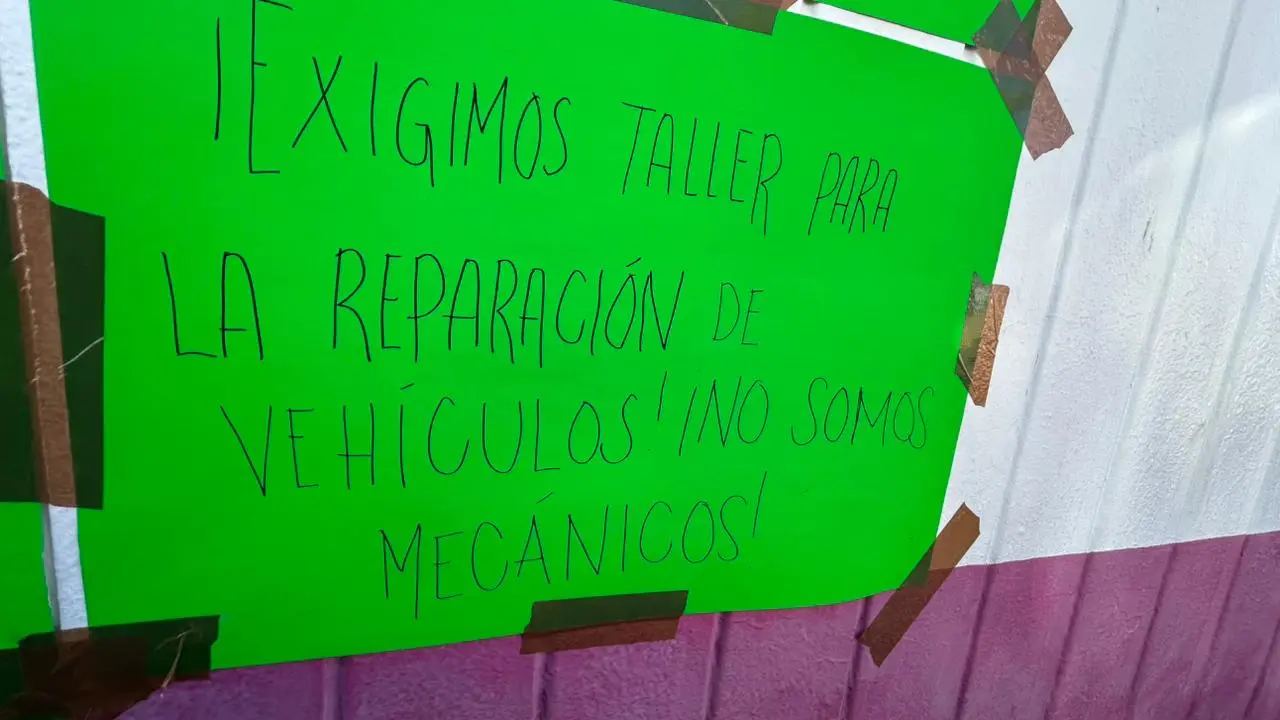 Carteros de Correos de México se manifiestan en Durango por esta razón