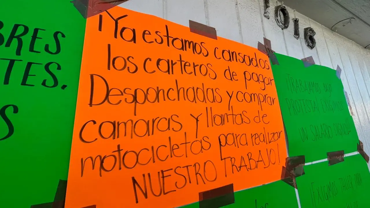 Carteros de Correos de México se manifiestan en Durango por esta razón