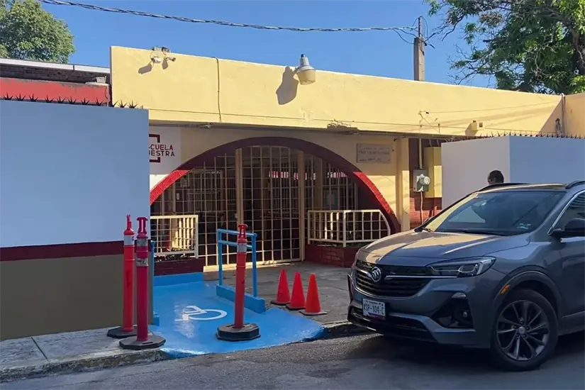 imagen recuadro Jardín de Niños Lauro Aguirre en la ciudad de Tampico. Foto: Axel Hassel