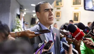 Heriberto Treviño propone reforma para proteger a familias de trabajadores fallecidos