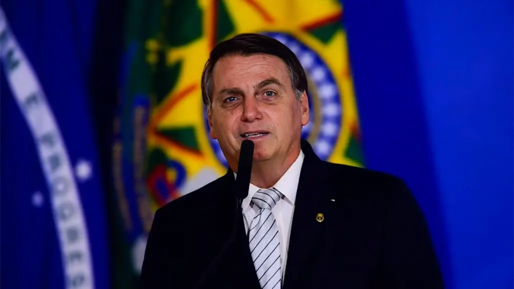 Corte Suprema de Brasil confirma condena de 27 años contra Jair Bolsonaro, expresidente de Brasil