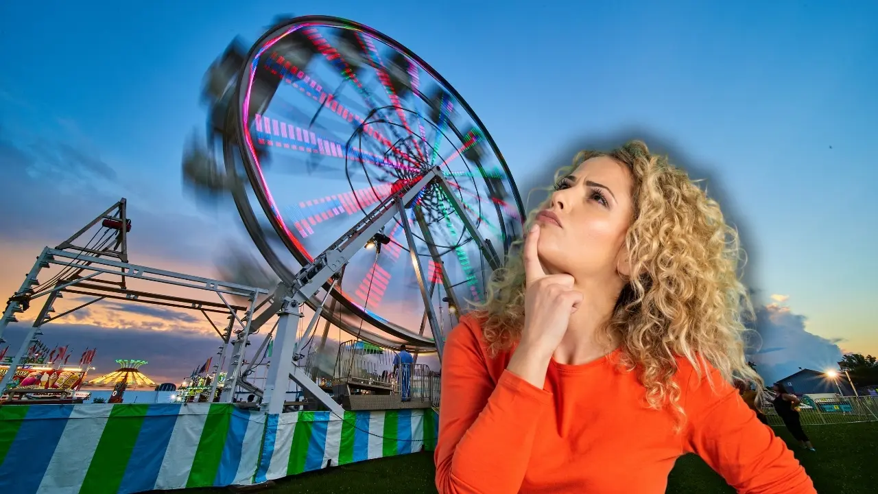 Una feria y una mujer. Foto: Canva