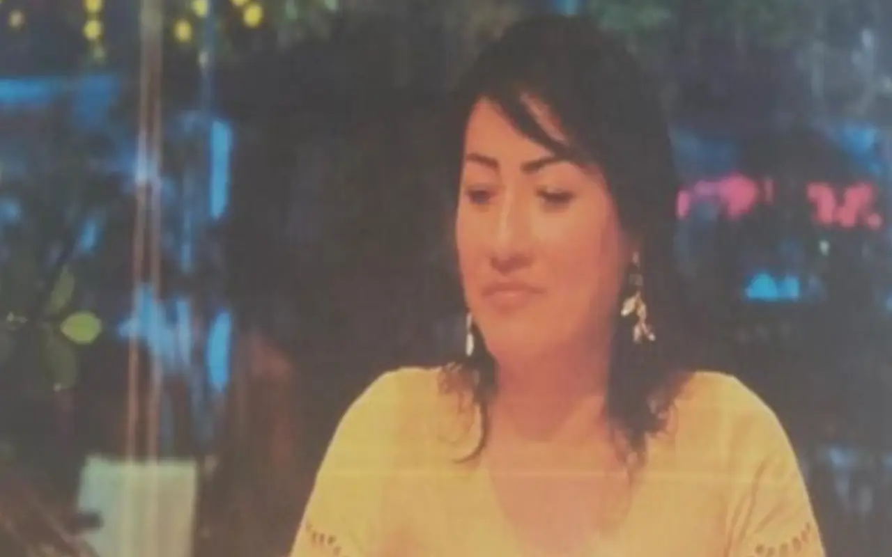 Familiares y amigos de Rosalba Villegas Reyes piden ayuda para localizar a la doctora desaparecida en Acapulco. Foto: X/ @FGEGuerrero (Canva)