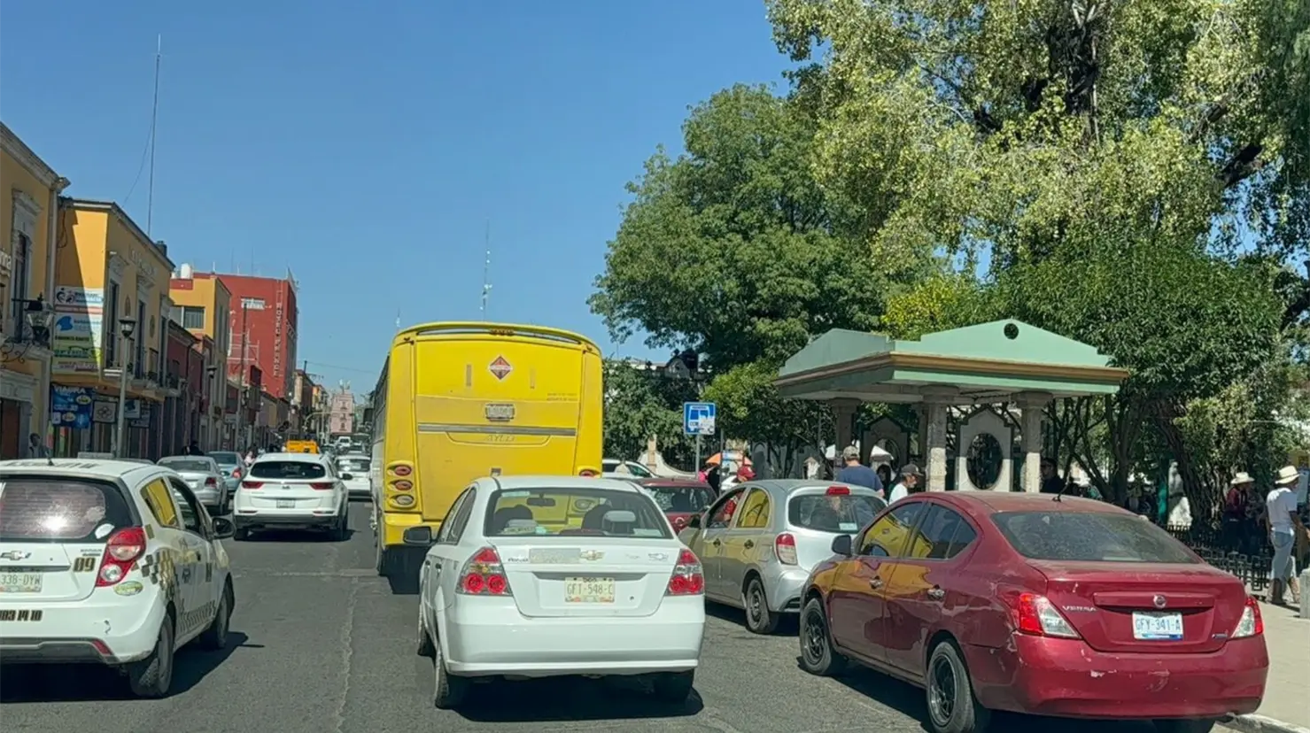 Se está revisando ya en la mesa la propuesta para la verificación vehicular en Durango. Foto: Jesús Carrillo.