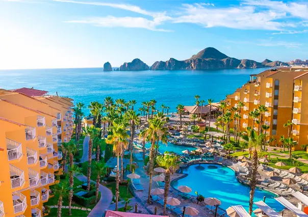 Este hotel familiar frente a El Arco de Los Cabos es uno de los más recomendados, según Tripadvisor