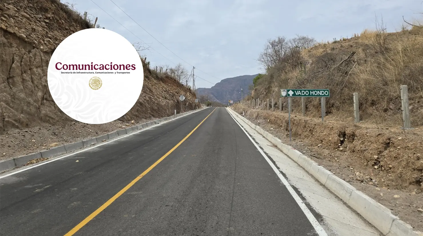 La carretera San Ignacio - Tayoltita beneficia a habitantes de Durango y Sinaloa. | Foto: Especial.