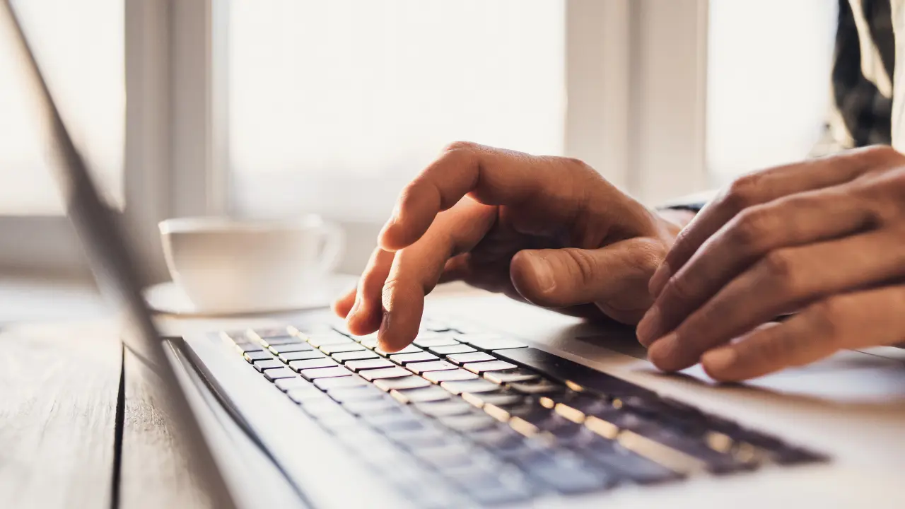 El sistema de citas en línea del Edomex facilita el trámite de licencias y evita largas filas en los módulos de atención. Foto: Canva