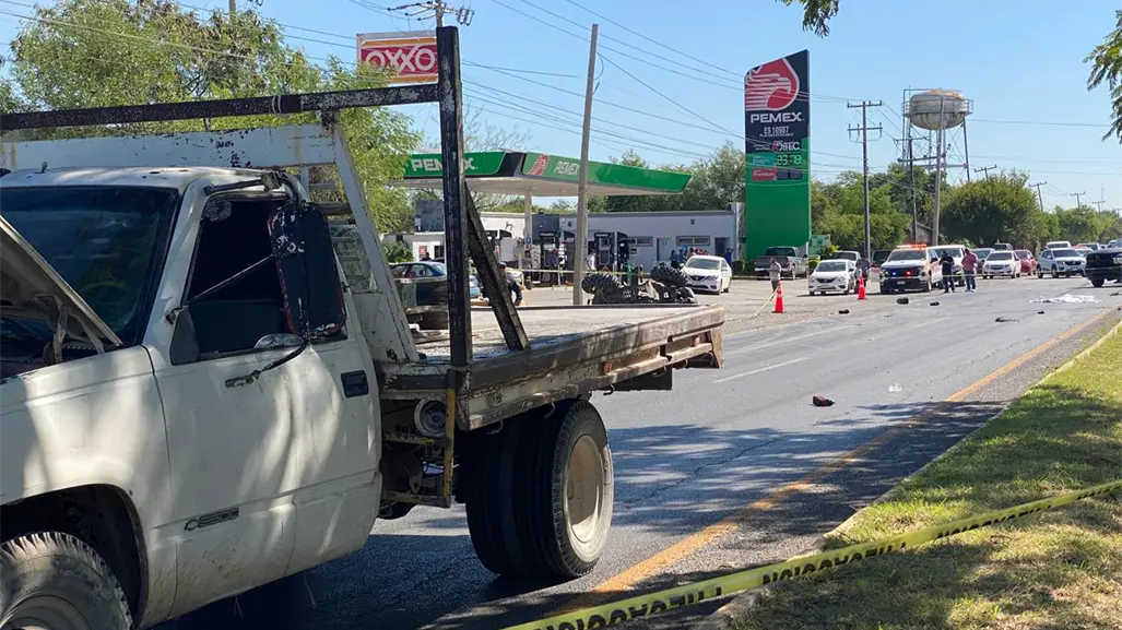 Joven de 19 años muere al volcar su cuatrimoto y ser atropellado por camioneta cuando sobre el libramiento Naciones Unidas en Ciudad Victoria