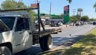 Joven de 19 años muere al volcar su cuatrimoto y ser atropellado por camioneta cuando sobre el libramiento Naciones Unidas en Ciudad Victoria