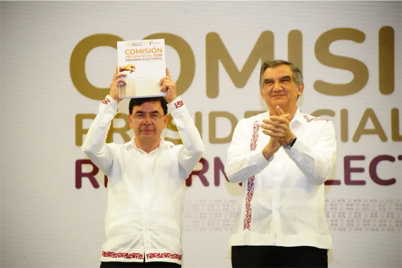 imagen recuadro El foro fue presidido por el gobernador Américo Villarreal Anaya y por Jesús Ramírez Cuevas, representante de la Comisión Presidencial para la Reforma Electoral. Foto: Carlos García