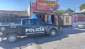 Detienen a hombre que amenazaba a transeúntes en Paseo del Norte, en Salinas Victoria