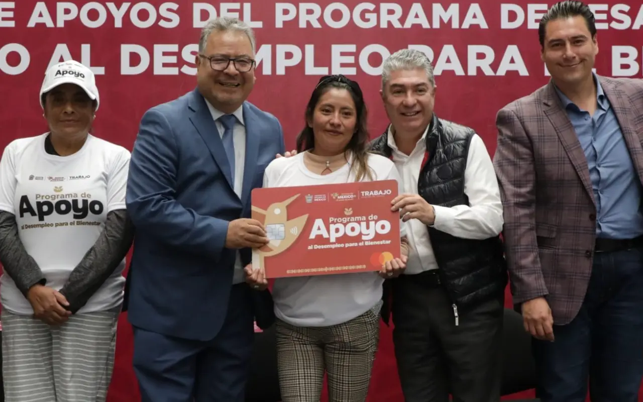 Beneficiarios del programa Apoyo al Desempleo reciben sus tarjetas en municipios del Edomex para acceder al primer pago y a orientación laboral. Foto: X/ @elvallemexico (Canva)