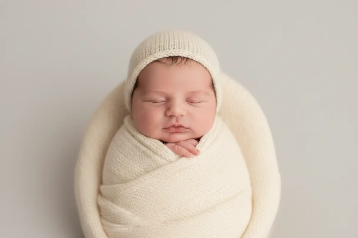 Bebé recién nacido | Gemini IA