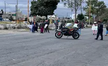 Vecinos bloquean Bordo de Xochiaca en Neza; exigen agua potable tras dos meses sin suministro