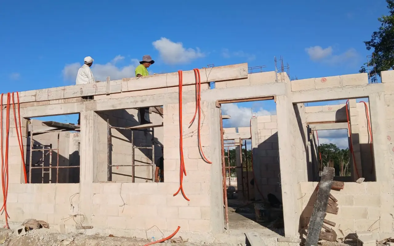 Vecinos de Lomas de Cuautitlán y Tepojaco protestan contra la construcción del nuevo conjunto de Casas del Bienestar. Foto: FB/ CONAVI