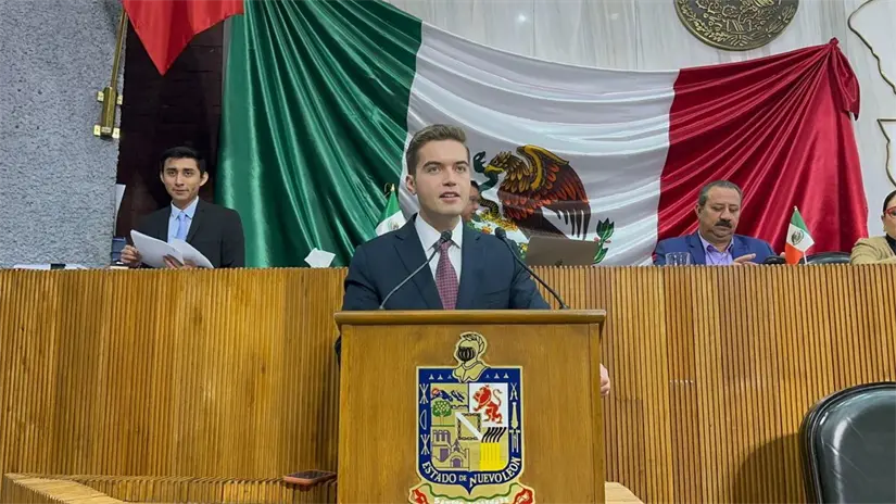 La reciente aprobación en el Congreso de Nuevo León busca fortalecer las leyes contra el grooming para salvaguardar a los menores. Foto: X @JesusElizondoS