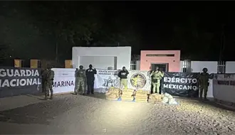Aseguran casi media tonelada de metanfetamina en operativo en Sonora