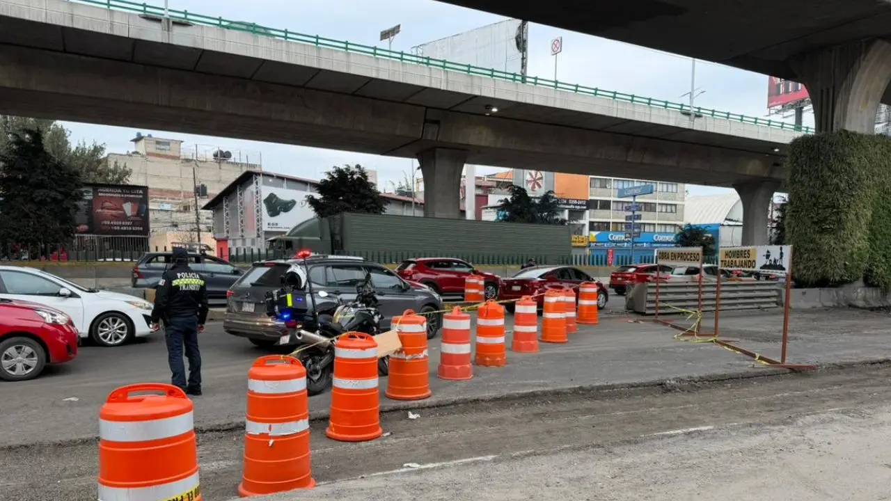 Caos vial en Periférico Norte. Foto: Ramón Ramírez