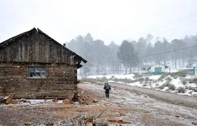¿Cuántas personas viven en La Rosilla el lugar más frío de Durango y México?