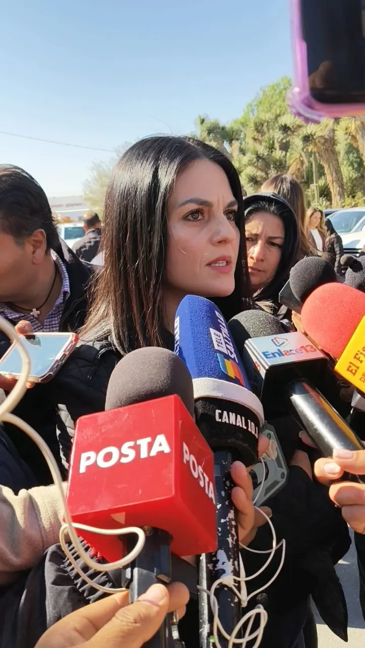 imagen recuadro Luz Elena Morales en entrevista con medios de comunicación / Foto: Marco Juárez